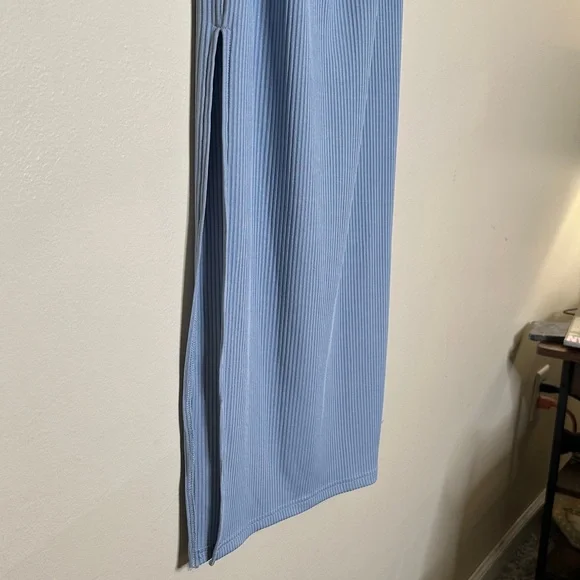 Chic Blue Maxi Dress for Women - Picture 5 of 5